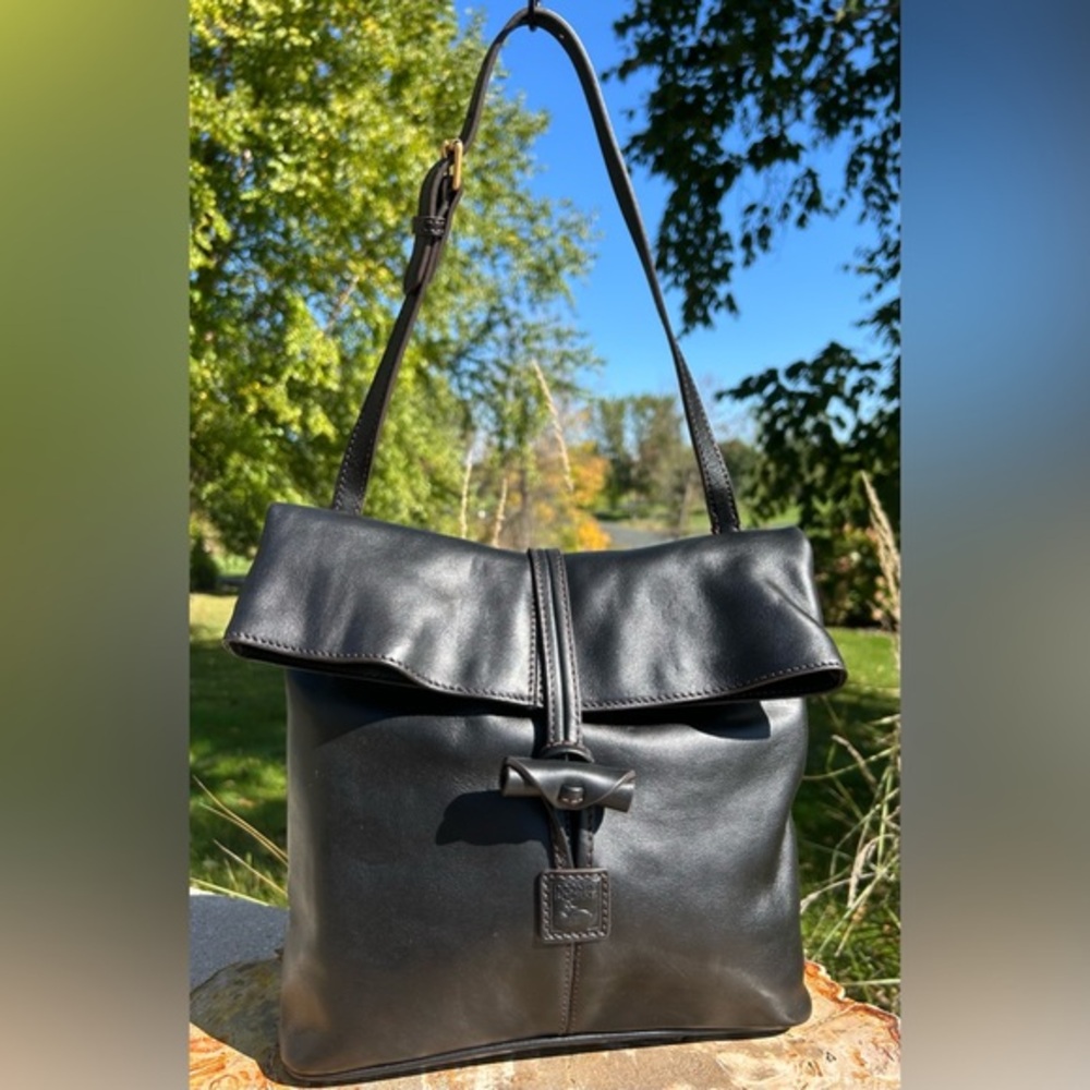 Dooney & Bourke Medium Florentine Black Leather Toggle Crossbody NWOT
